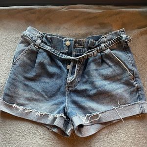 Hollister ultra high rise mom shorts 3”
